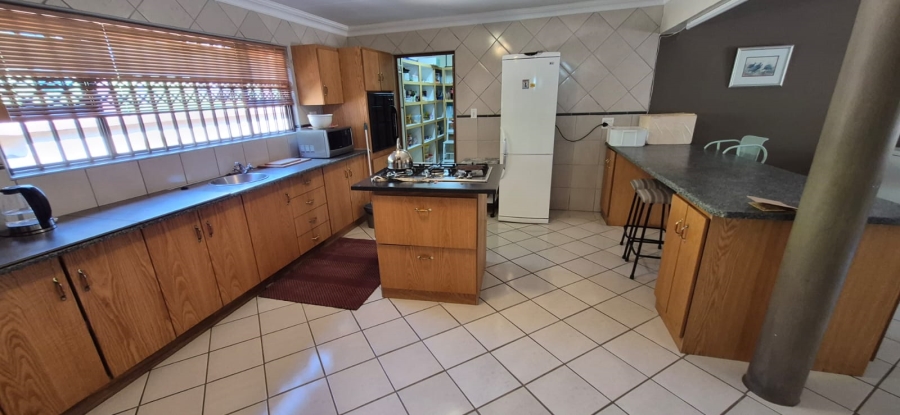 11 Bedroom Property for Sale in Groot Marico North West
